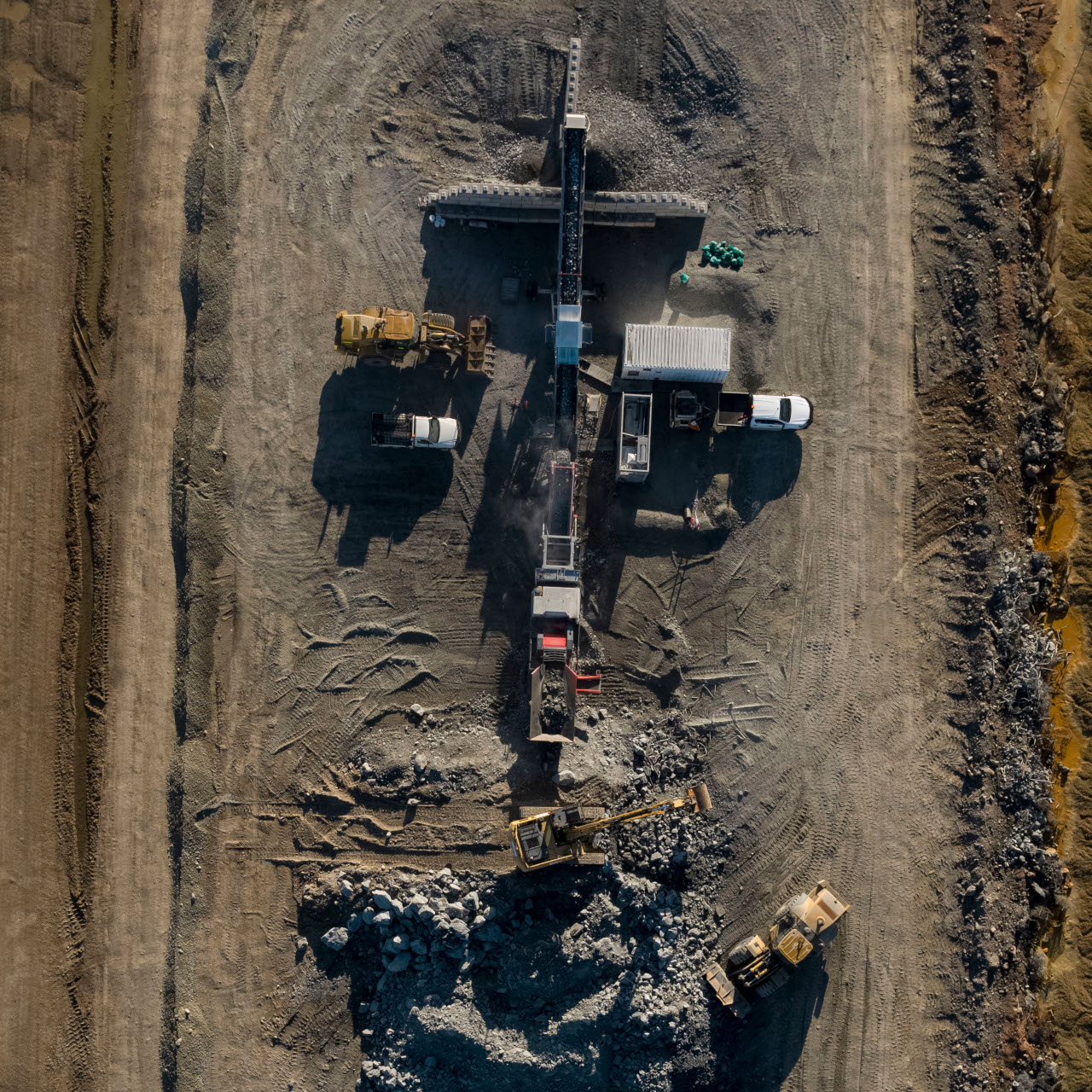 Aerial drone photograph of NextOre Mobile Bulk Sorting Plant on site