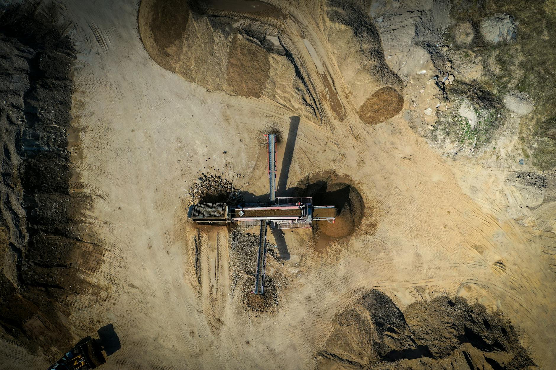 NextOre Our Company hero image showing magnetic resonance mining technology